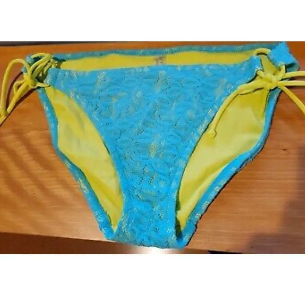 ✨ HP✨VICTORIA'S SECRET NEON BIKINI✨